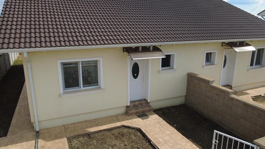 Duplex 3 camere - Bucovat - toate utilitatile - mobilata si utilata