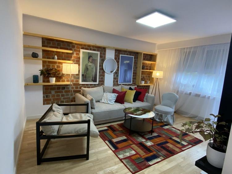 Apartament 3 camere lux langa Prefectura