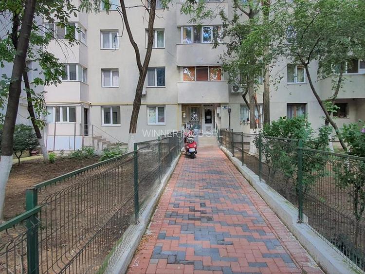 Inchiriere Apartament cu 4 camere Dristor - Cabinet Medical, Birouri - 3