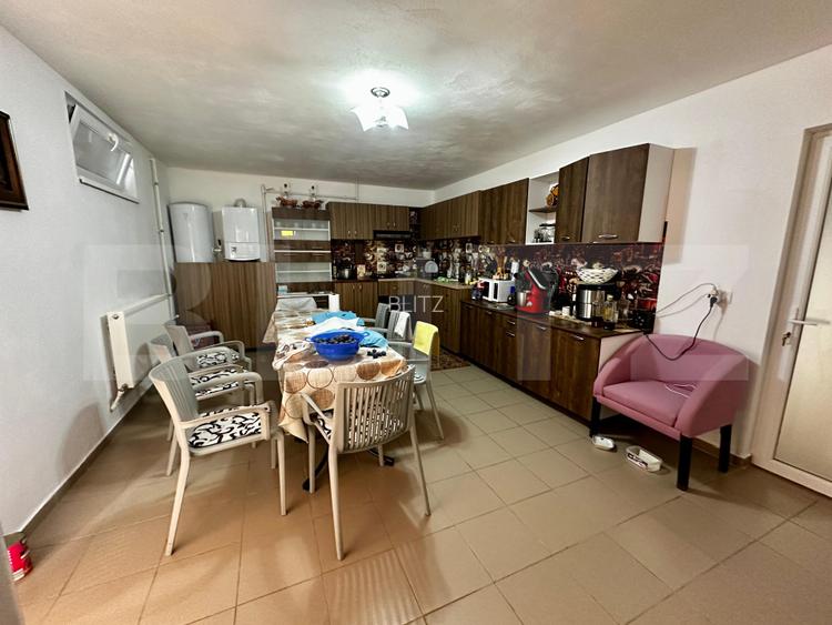 Casă superbă de vânzare – 380 mp utili, 1000 mp teren - 13