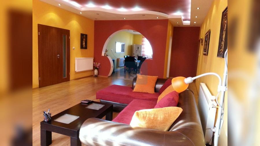 CASĂ INDIVIDUALĂ 500 MP UTILI P+M DE VÂNZARE SÂNMARTIN, BIHOR