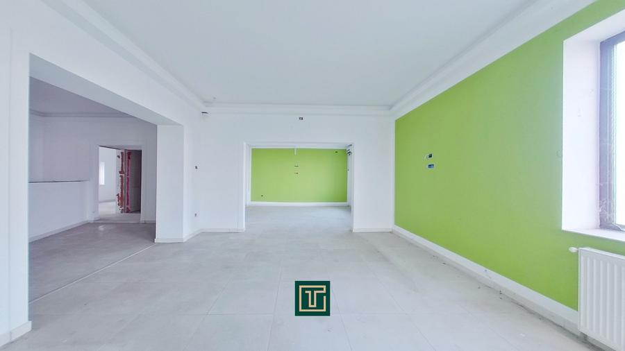 Clădire emblematică rara cu 13 camere pe Calea Victoriei | Ideal locuit/clinică