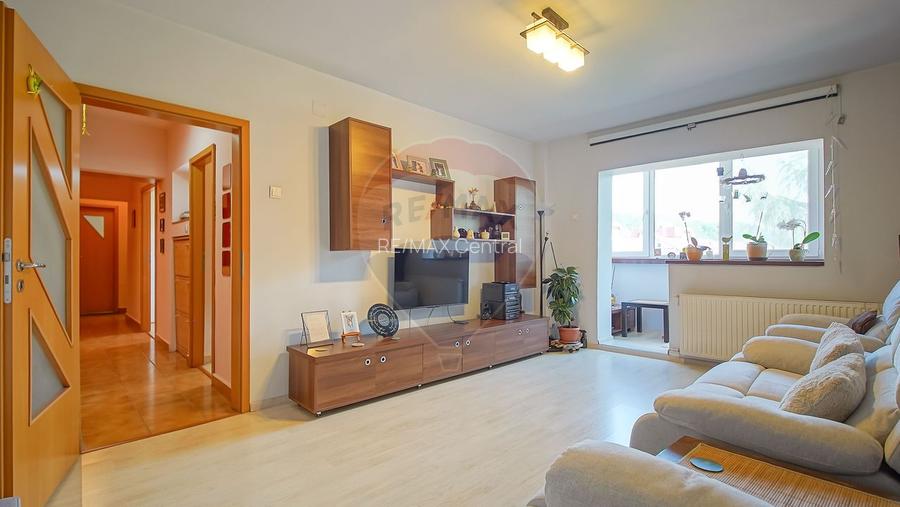Apartament decomandat 3 camere, 2 băi și parcare – Pietonala Răcădău - 5