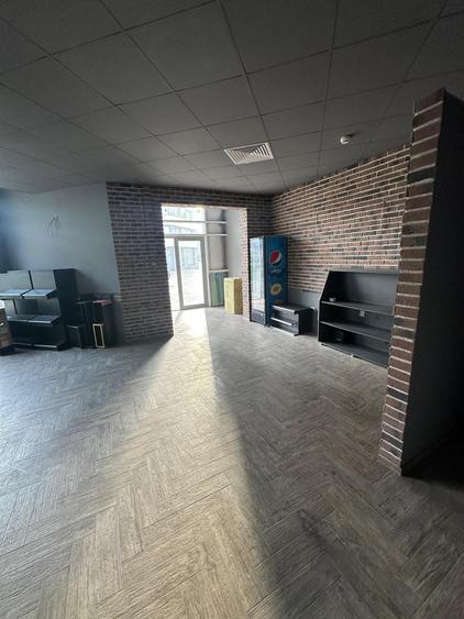 Spatiu comercial de vanzare ,98 mp , BMW