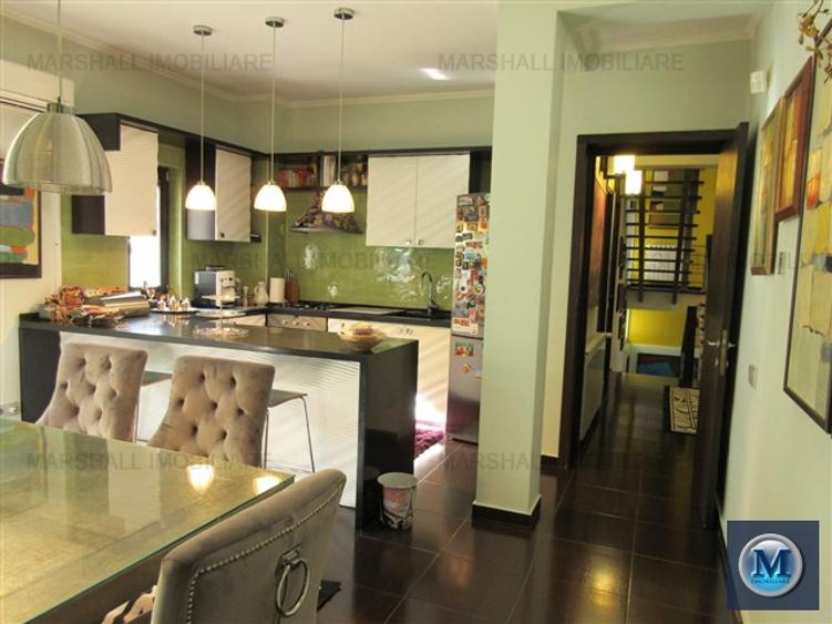 Vila cu 4 camere de vanzare, zona Ultracentral, 332 mp #14427