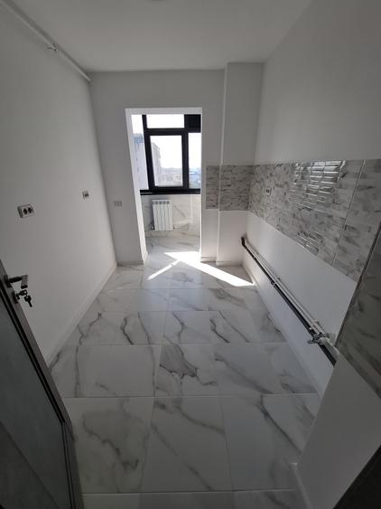 Tomis Nord - ap decomadat 2 camere (renovat complet), et 8/10