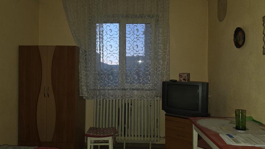 Garsoniera cu baie proprie xona Tractorul