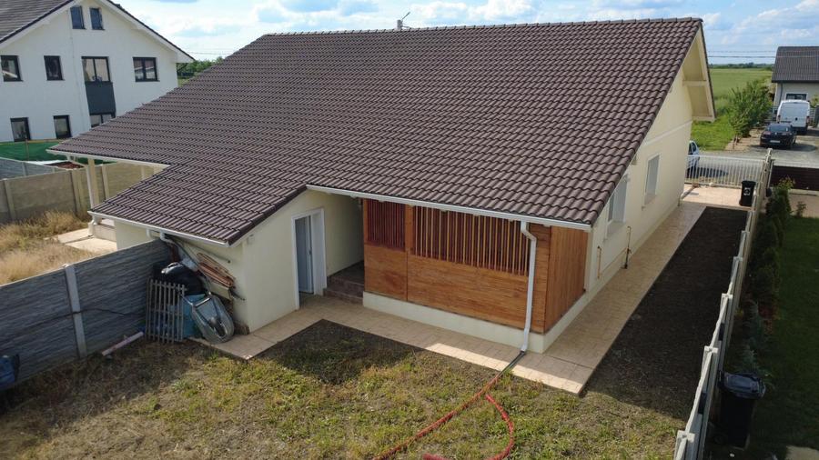 Duplex 3 camere - Bucovat - toate utilitatile - mobilata si utilata