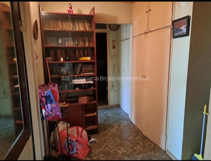 Dristor/Ramnicul Sarat,ap 2 camere,cf1 bloc 1983/92.000euro - 5
