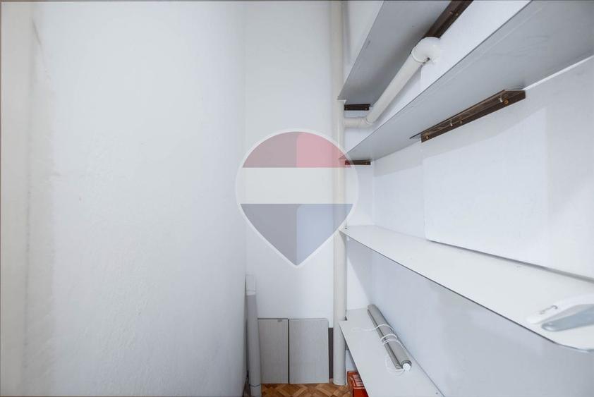 DE INCHIRIAT Apartament 2 camere B- dul Victoriei 4, etaj 2din7!