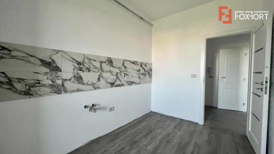 Apartament cu doua camere, decomandat in Giroc - ID V754