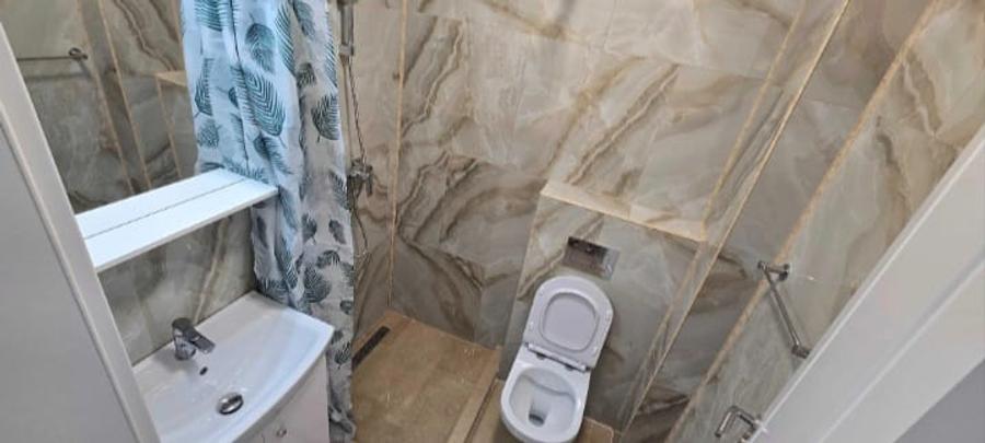 Apartament cu 3 camere de închiriat, zona Faleză Nord
