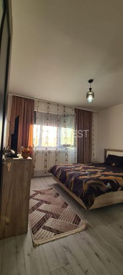 De vanzare apartament cu 3 camere, Piata Centrala, et. 3, 105.000 euro - 10