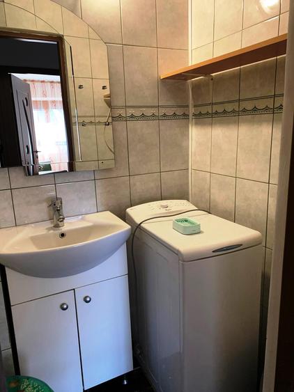 Apartament 3 camere, Spiru Haret, etaj 1, balcon mare, 2 băi, mobilat și utilat
