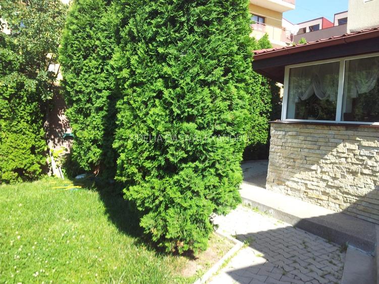 Vila de vanzare 9 camere de vanzare, Centru Civic - Iasi
