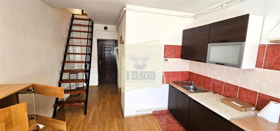 Garsoniera tip mansarda 2 camere zona Terezian