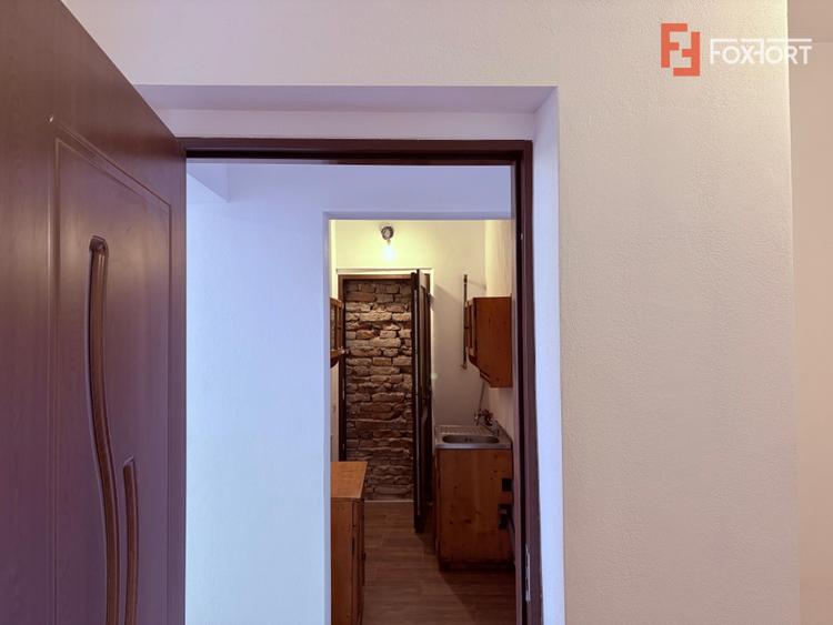 Spatiu comercial 44 mp cu birou si chicineta - zona Iosefin