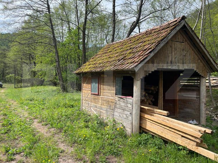 Se vinde proiect turistic inclus A-Frame, priveliste de vis  pe malul raului