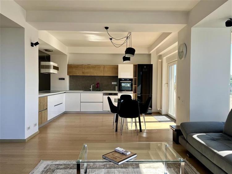 Apartament 3 camere Dorobanti | 112 mp utili | View spectaculos | Terasa 23 mp