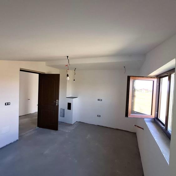 Duplex de vânzare Câmpineanca, la 2 km de Focșani