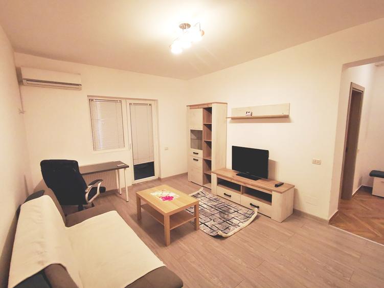 Inchiriere 2 Cam Militari Residence,bloc 2024, Rezervelor cu parcare inclusa