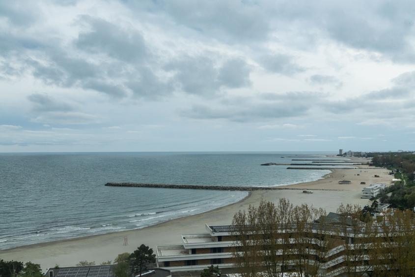 Olimp – 3 camere, 77 mp | etaj 6 | vedere frontală spectaculoasă la mare