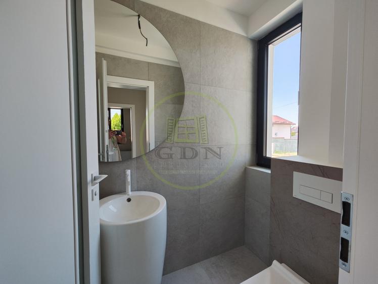 Casa premium 4 camere, teren 250 mp, Craiova, cartier Veterani