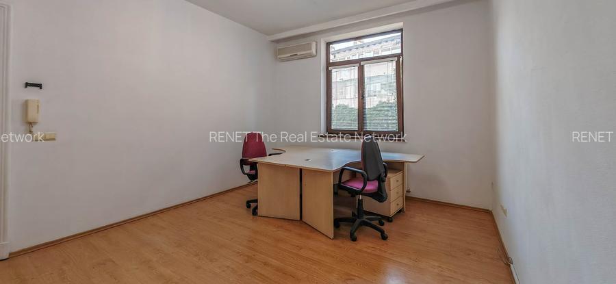 Vilă spațioasă de închiriat, 11 camere, București - 6