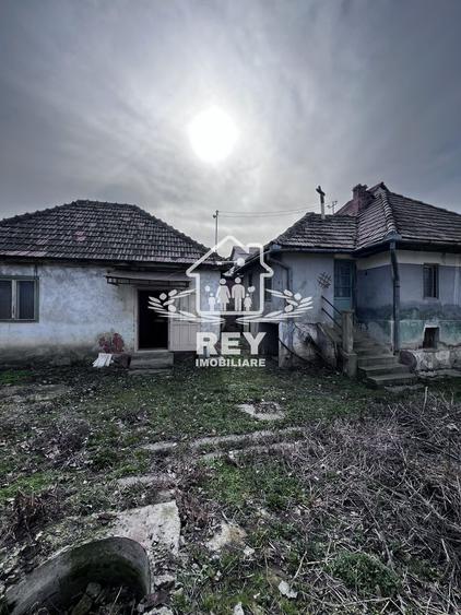 Cartier Lazaret - Teren de casa cu casă 568 mp