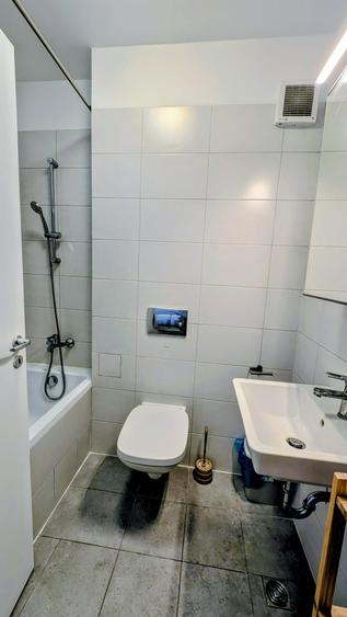 Open view,luminos ,spatios,2 grupuri sanitare,metrou Pipera -5 minute,parc,Mall.