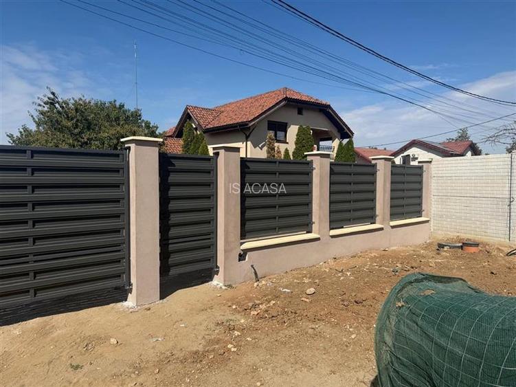 Casa cu teren in Carcea, langa Profi