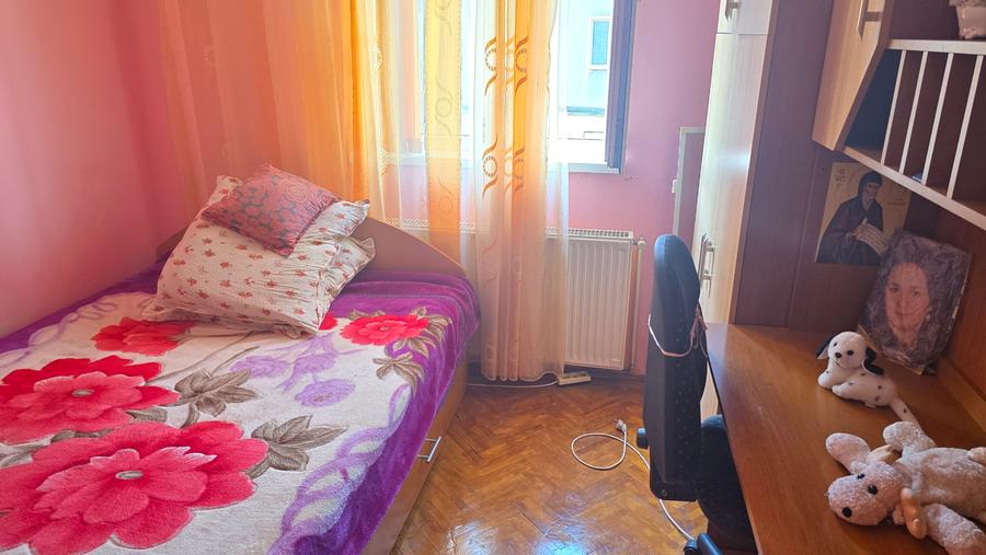 Vand apartament cu 2 camere in Deva, zona Dacia, etaj 2, mobilat, utilat