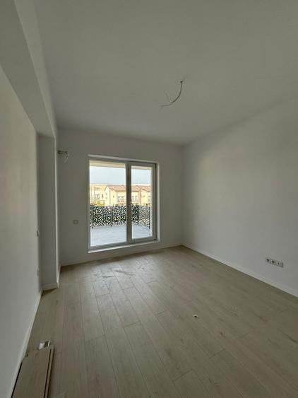 3 CAMERE/ MUTARE IMEDIATĂ/ 7 MINUTE METROU N TECLU