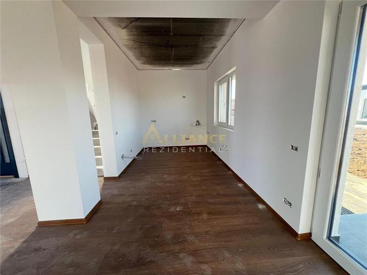 Vila cu 4 camere în ansamblu rezidential exclusiv - Comuna Berceni