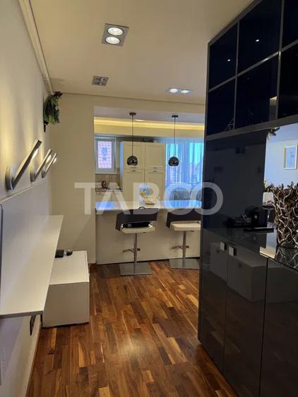 Apartament cu 3 camere Andrei Muresanu bloc nou izolat cu 2 parcari