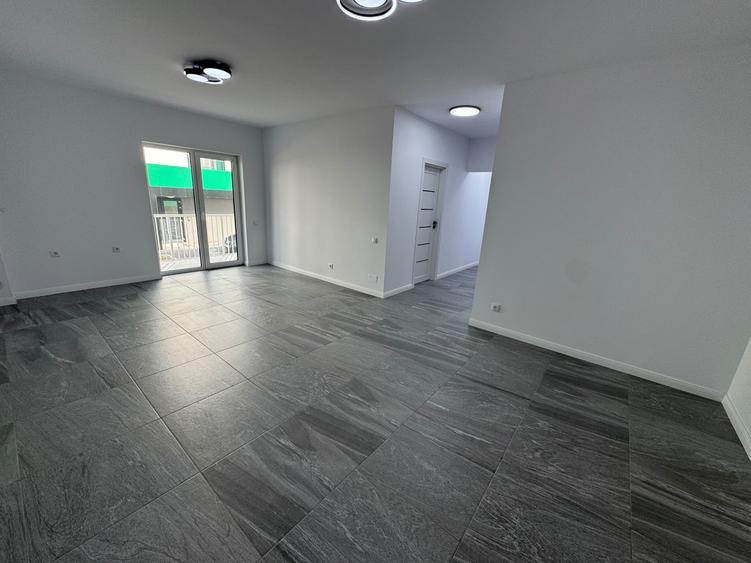 Apartament de 2 camere finisat , 50 mp, parcare , Apahida