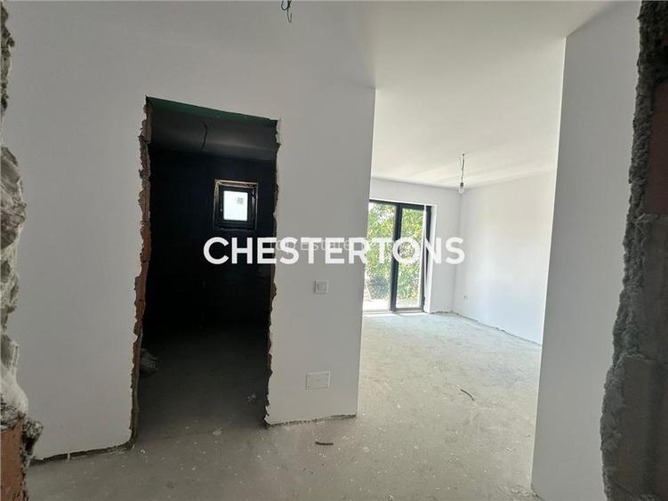 Vila moderna, 4 camere + curte ,zona linistita, oportunitate unica - 12