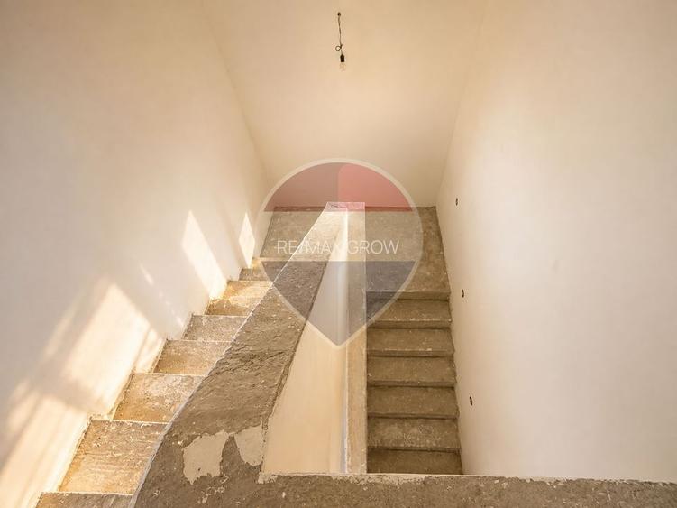 Casa cu 6 camere de vânzare în Negri jud. Bacau / posibilitate duplex