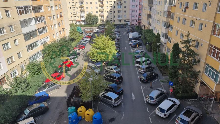 De vanzare apartament cu 2 camere pe str. Semaforului, Sibiu