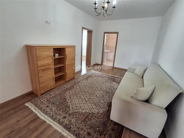 Apartament 3 camere decomandat 2 bai parcare Sura Mare - 9