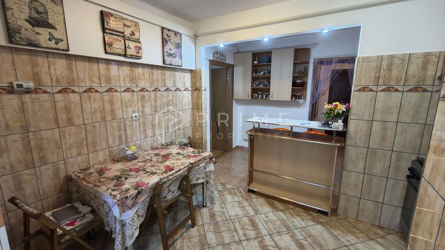 Apartament 3 camere/ Decomandat/ 2 Bai/ Parter/ Bd. Pandurilor