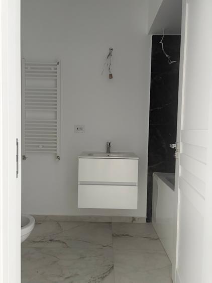 Apartament 2 camere,cf.1,centrala proprie,mutare imediata,Promenada Lacul Morii
