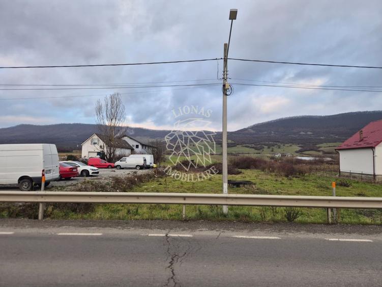 Teren 5800 mp la DN17-utilitati-autorizatie constructie-Sieu Magherus