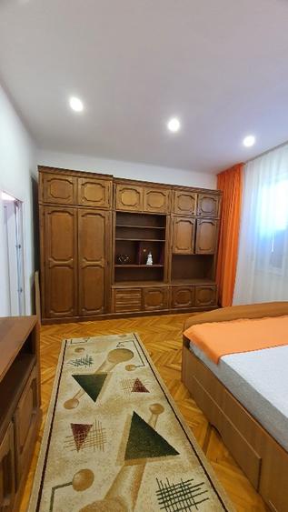 Proprietar, casa cu 4 apartamente, Giroc- oportunitate excelenta