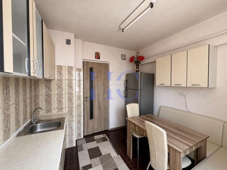 Apartament 2 camere, decomandat, - Bvd. Mihai Viteazul