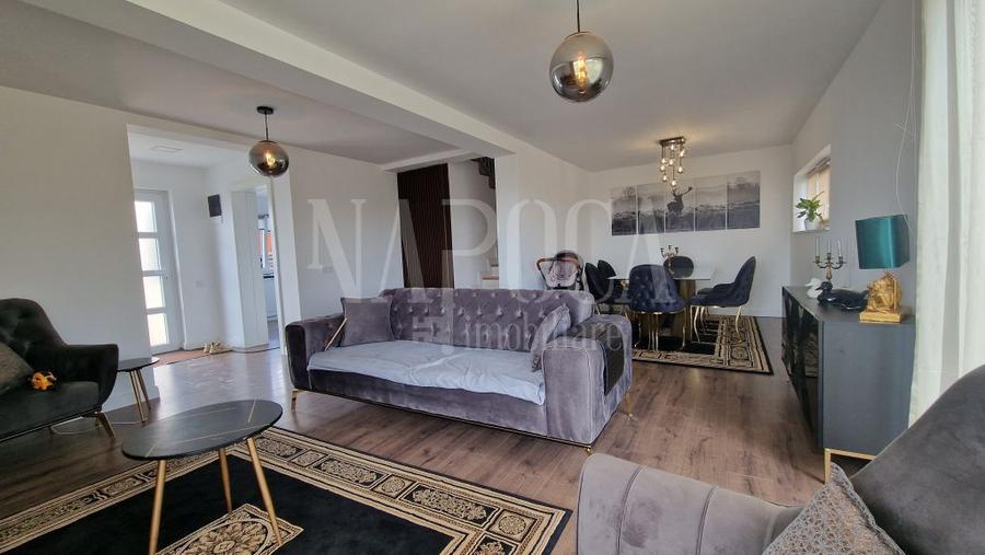 Casa 4 camere de vanzare in Dezmir