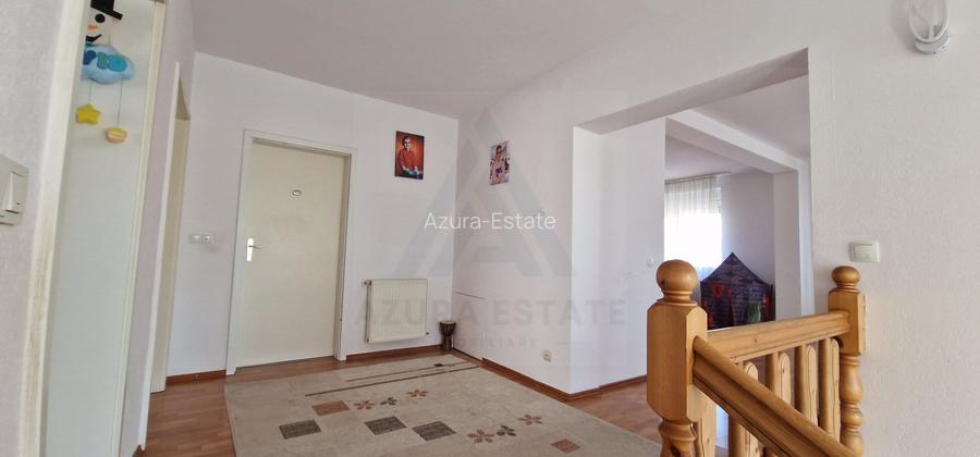 Casa individuala, 195 mp utili+ 500 mp curte, Sura Mica