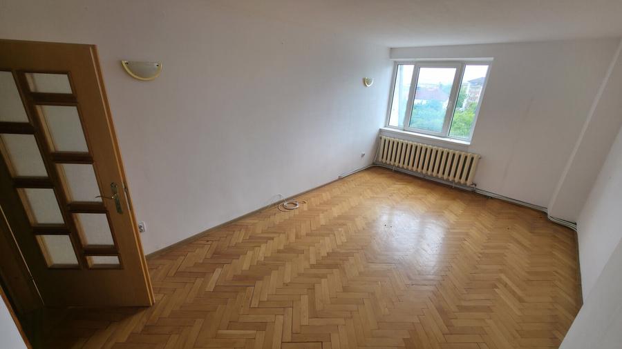 Apartament 4 camere 83.4 mp str.Victoriei, bl.114 Alba Iulia