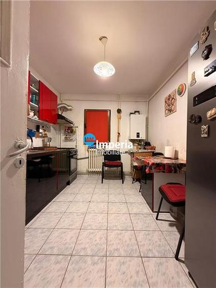 Apartament 3 camere, Galata 1500 eur/mp