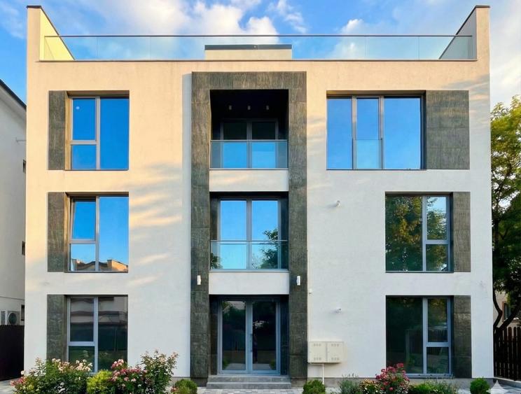 Apartament penthouse in Pipera - 5 camere si terasa